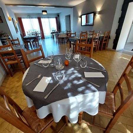 L'Accent - Hotel 2 Etoiles Et Restaurant - Logis Hotels Astaffort Exterior photo